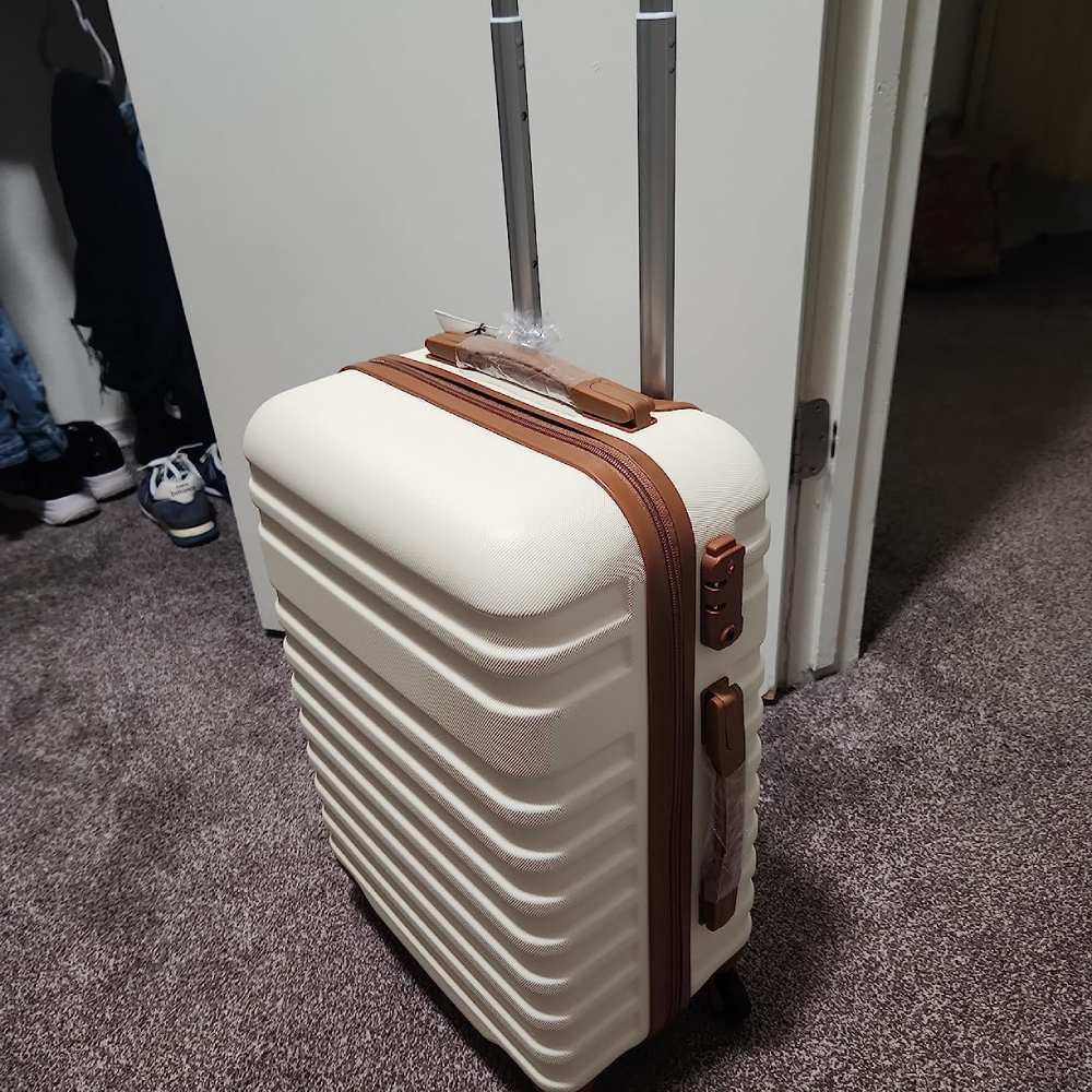 3-piece Hard Shell Carry On Luggage: image 12